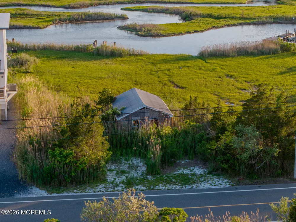 633 Cedar Run Dock Road West Creek, NJ 08092