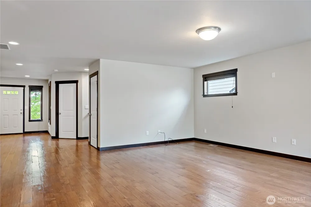 310 LeAnn Street Mount Vernon, WA 98274