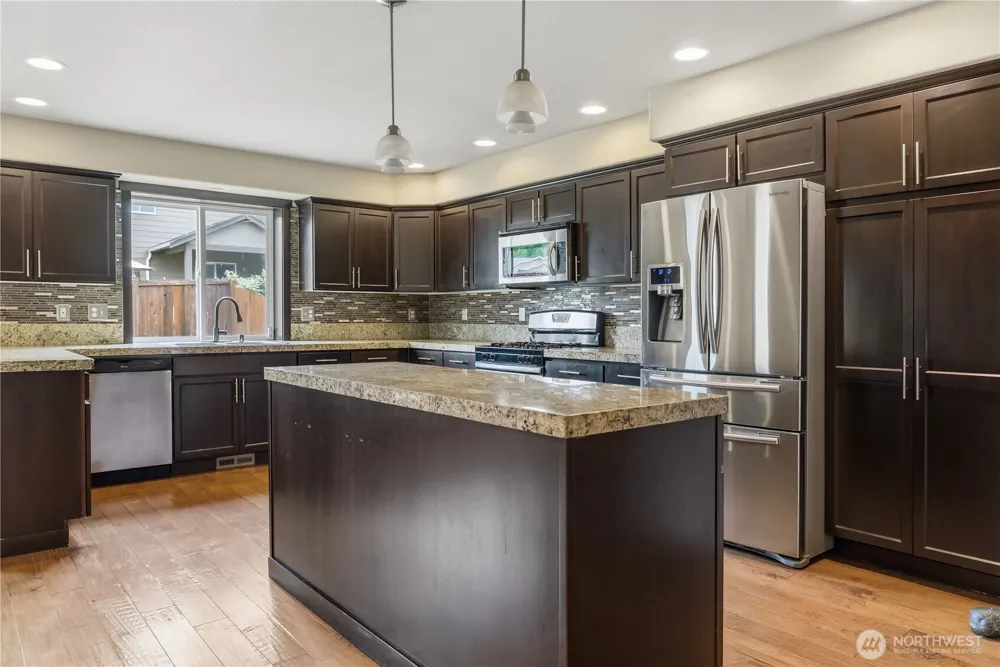 310 LeAnn Street Mount Vernon, WA 98274