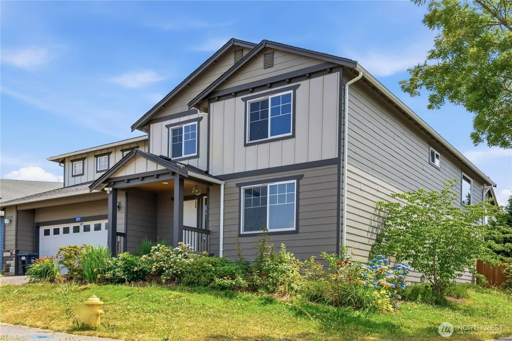 301 Barry Loop Mount Vernon, WA 98274