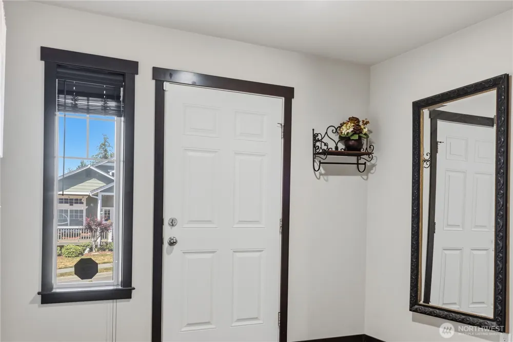301 Barry Loop Mount Vernon, WA 98274