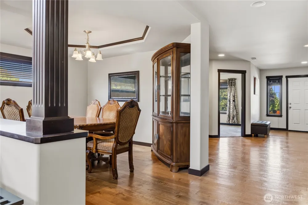 301 Barry Loop Mount Vernon, WA 98274