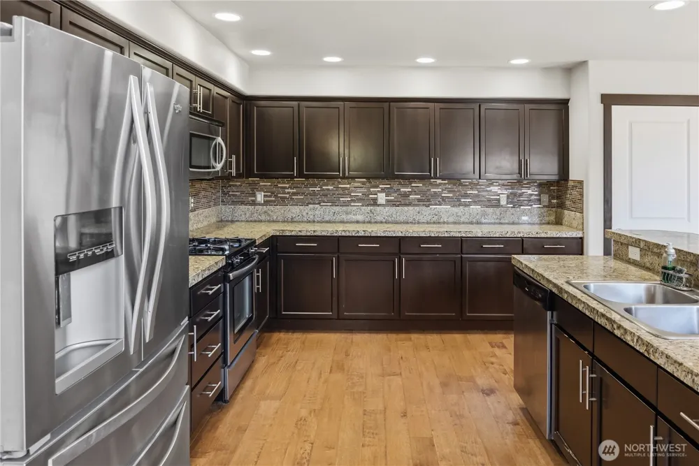 301 Barry Loop Mount Vernon, WA 98274