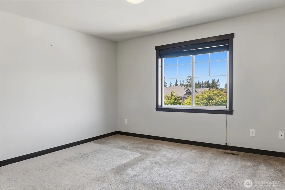 301 Barry Loop Mount Vernon, WA 98274