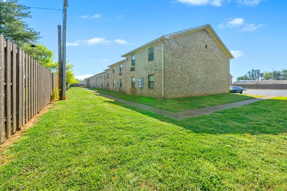 102 Laurel Cove Dr #31 Hopkinsville, KY 42240