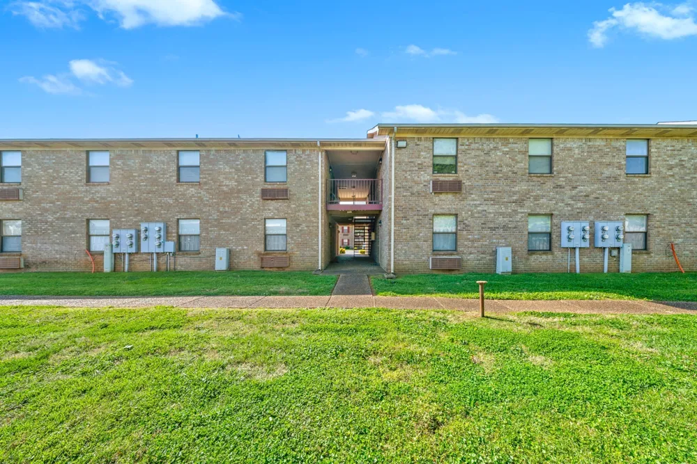 102 Laurel Cove Dr #31 Hopkinsville, KY 42240