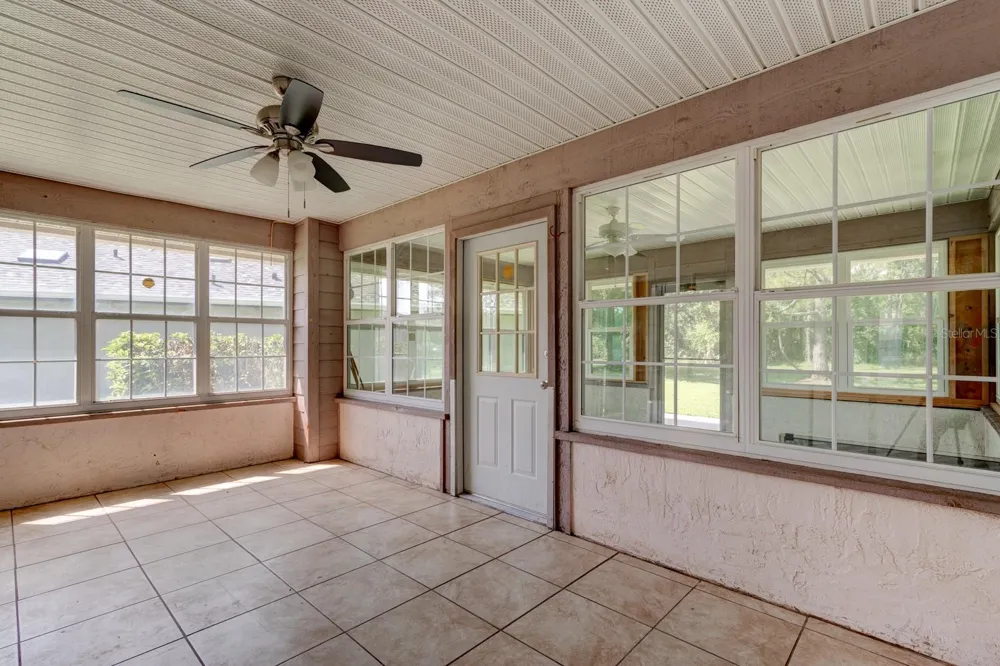 317 GLENBRIAR CIRCLE Daytona Beach, FL 32114