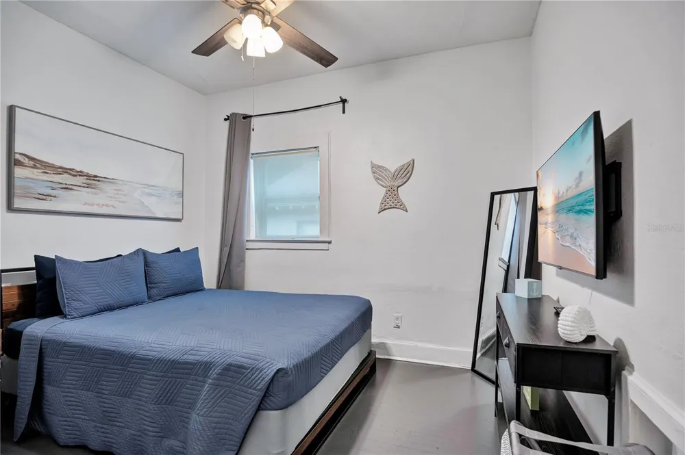 210 BELLEVUE AVENUE Daytona Beach, FL 32114