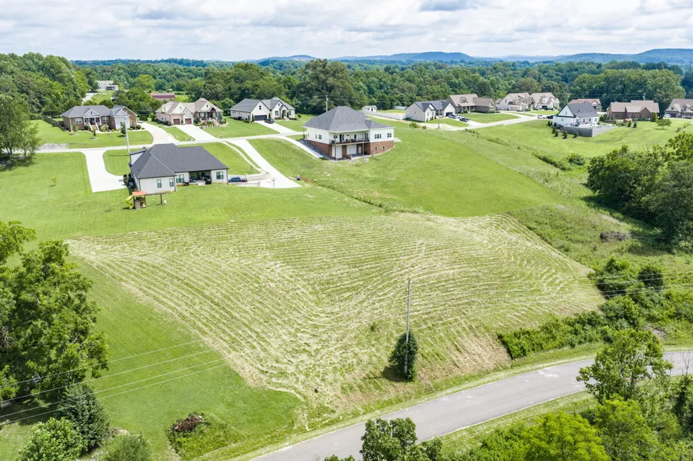 612 Thompson Creek Ln Cookeville, TN 38506