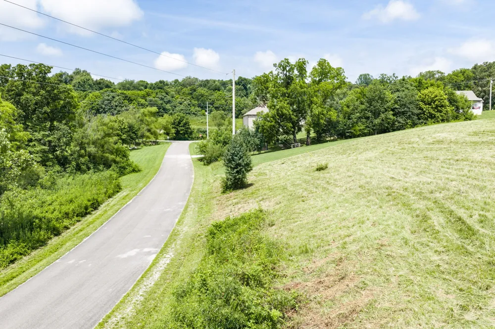 612 Thompson Creek Ln Cookeville, TN 38506