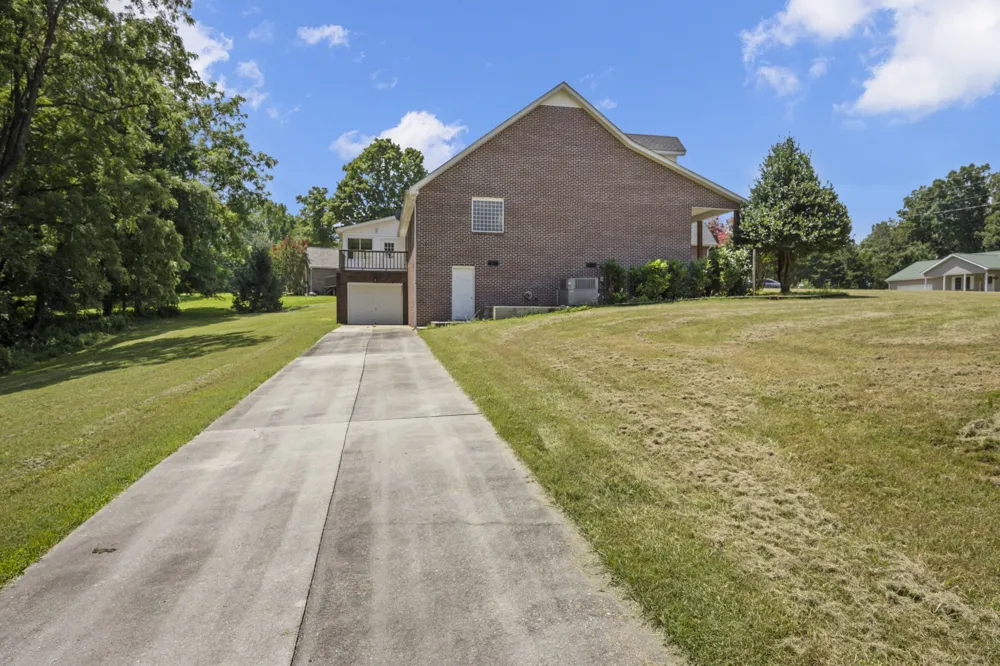 52 Wright Pl Estill Springs, TN 37330