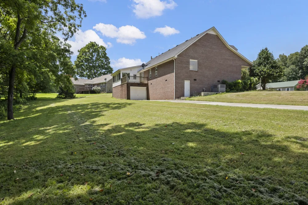 52 Wright Pl Estill Springs, TN 37330