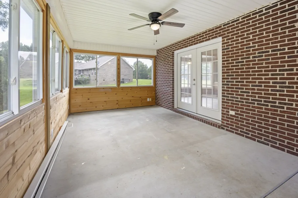 52 Wright Pl Estill Springs, TN 37330