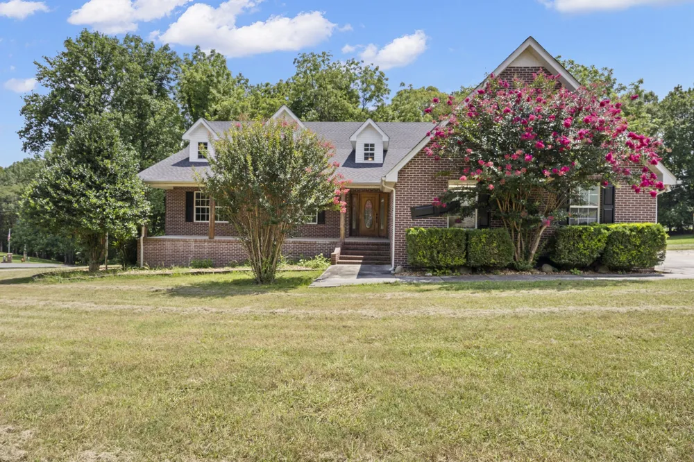 52 Wright Pl Estill Springs, TN 37330