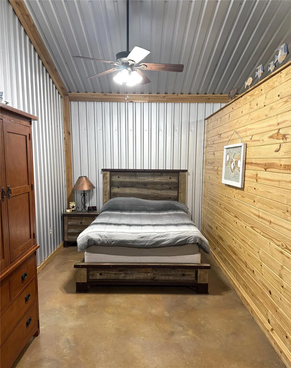 582 Peach Street Matagorda, TX 77457