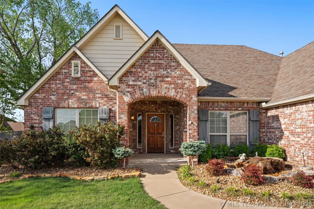 5800 Tower Court Bartlesville, OK 74006