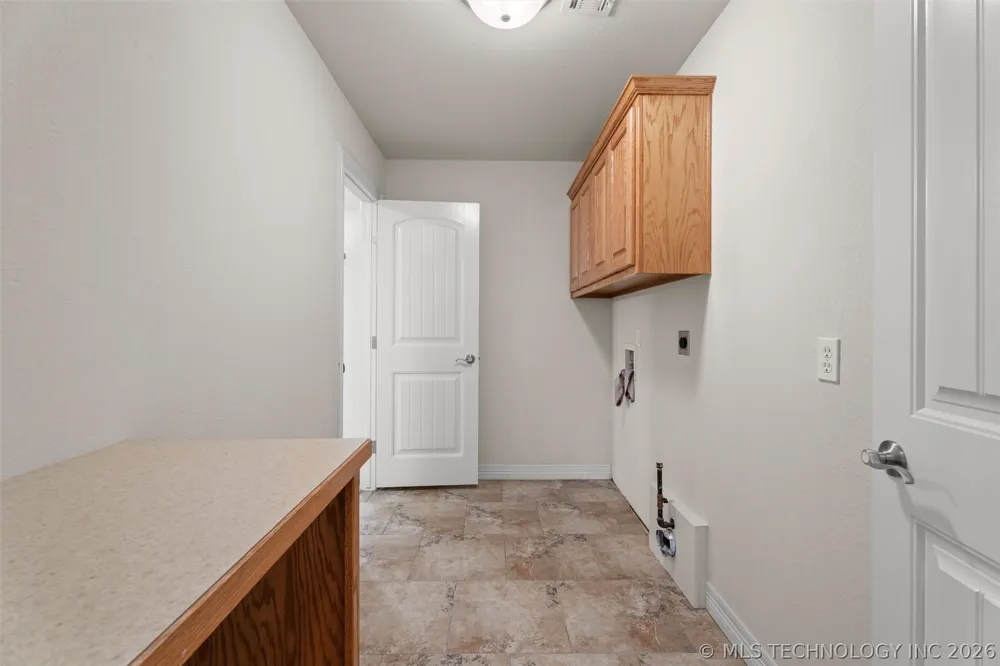 5800 Tower Court Bartlesville, OK 74006