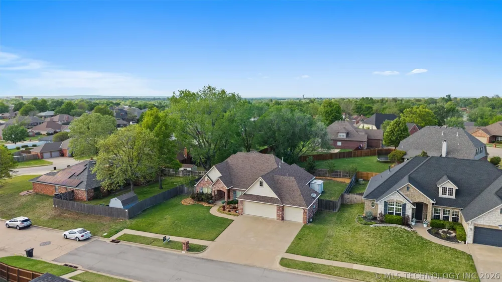 5800 Tower Court Bartlesville, OK 74006