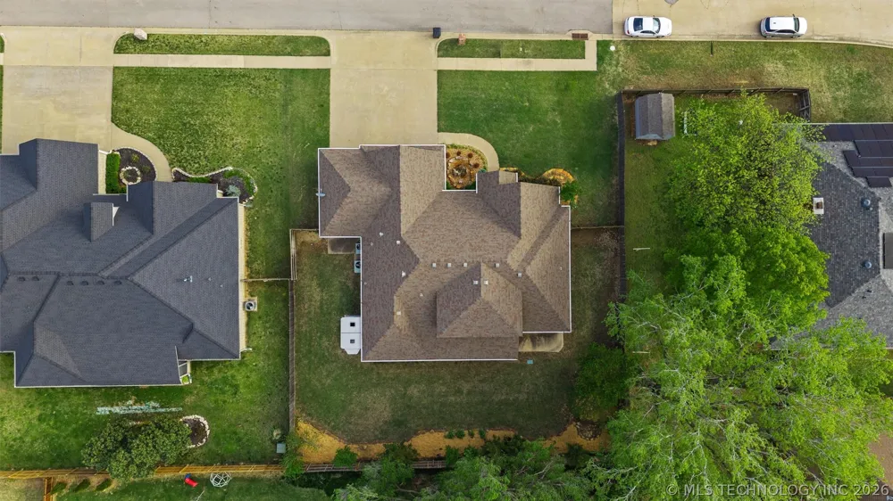 5800 Tower Court Bartlesville, OK 74006