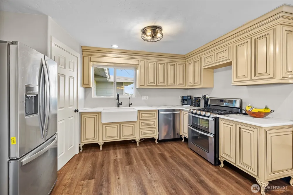 19621 Glade Road Mesa, WA 99343