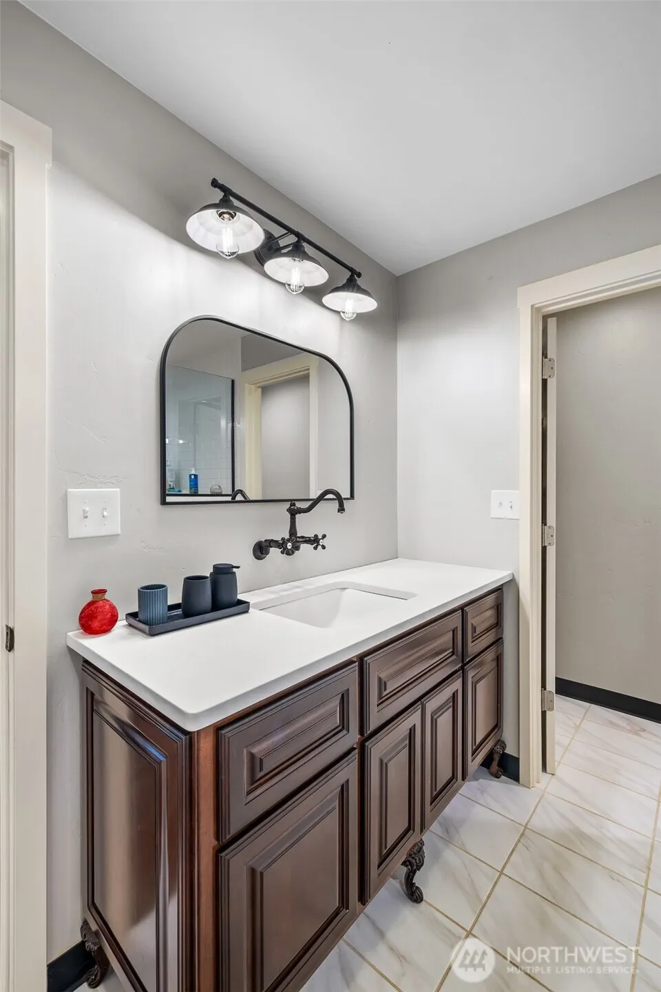 19621 Glade Road Mesa, WA 99343