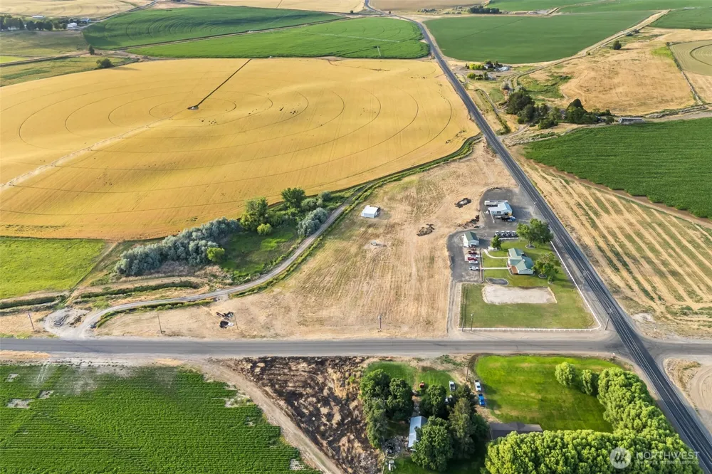 19621 Glade Road Mesa, WA 99343