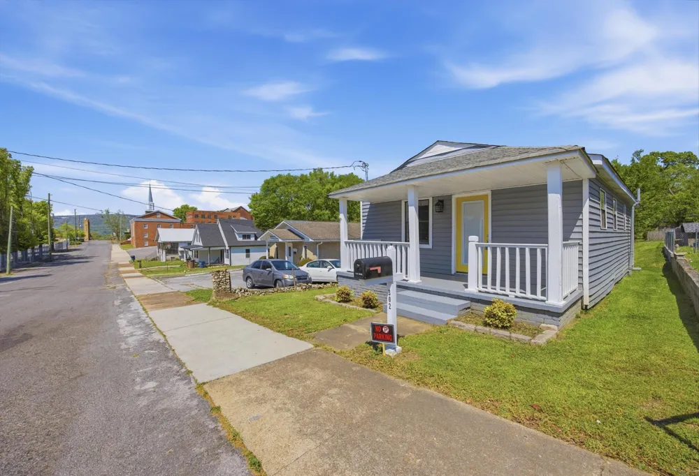 302 E Gordon Avenue Rossville, GA 30741
