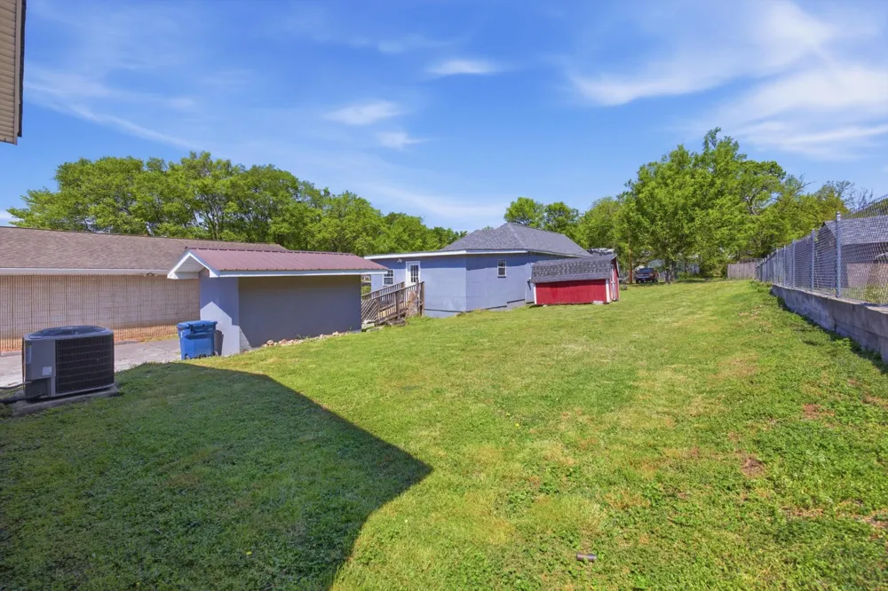 302 E Gordon Avenue Rossville, GA 30741