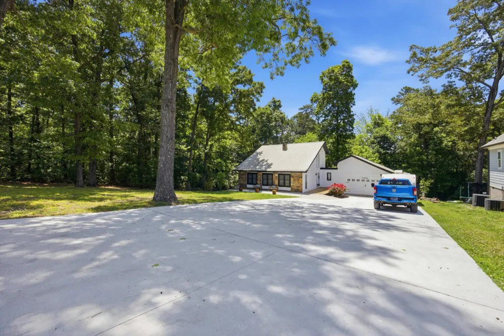 9204 Pine Ridge Road Ooltewah, TN 37363