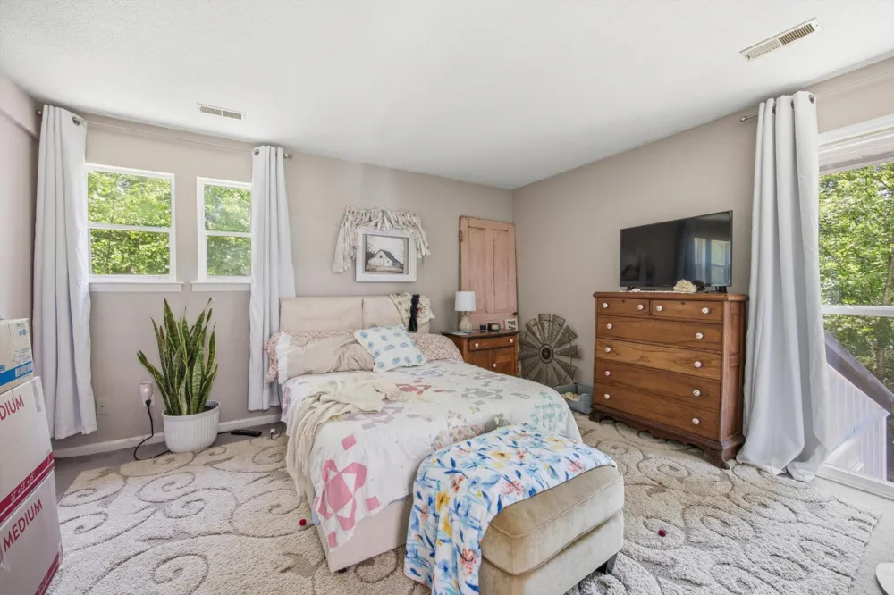 9204 Pine Ridge Road Ooltewah, TN 37363