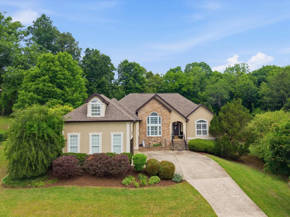 9449 Lazy Circles Drive Ooltewah, TN 37363