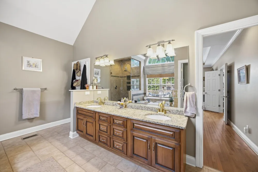 9449 Lazy Circles Drive Ooltewah, TN 37363
