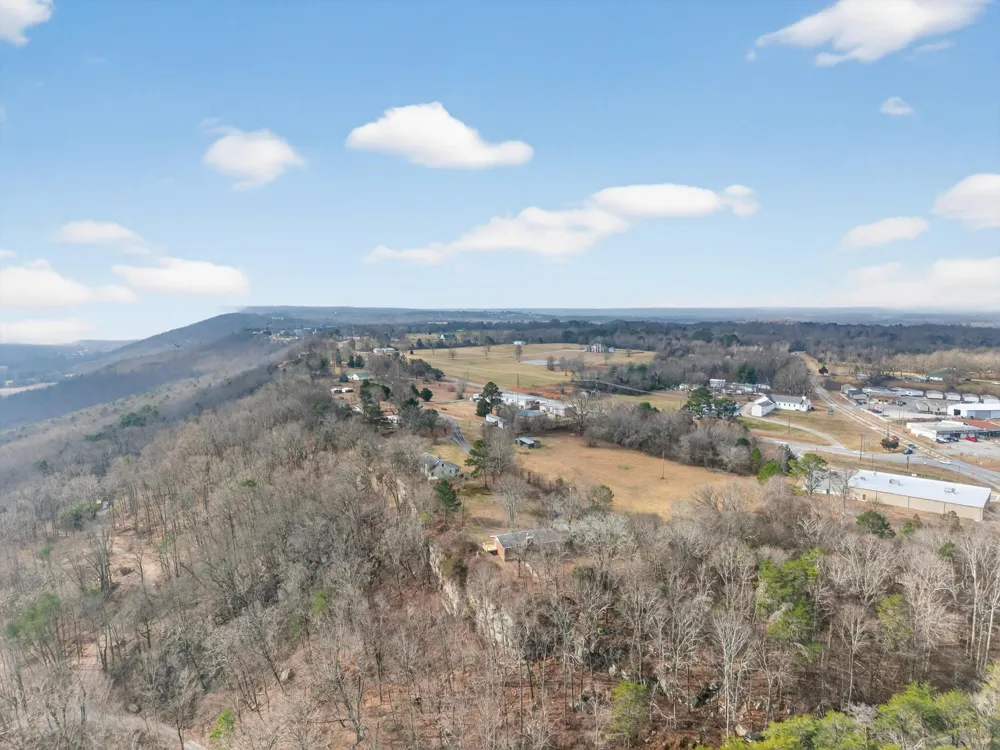 190 Adkins Lane Trenton, GA 30752