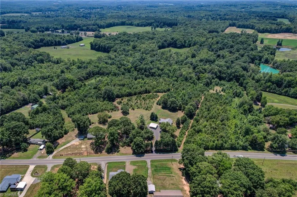 0000 Nc Highway 135 Stoneville, NC 27048