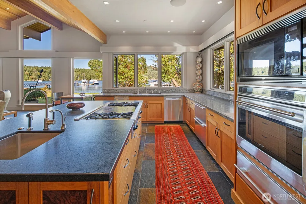 28 Fir Lane Friday Harbor, WA 98250