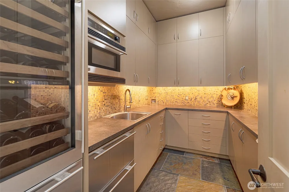 28 Fir Lane Friday Harbor, WA 98250
