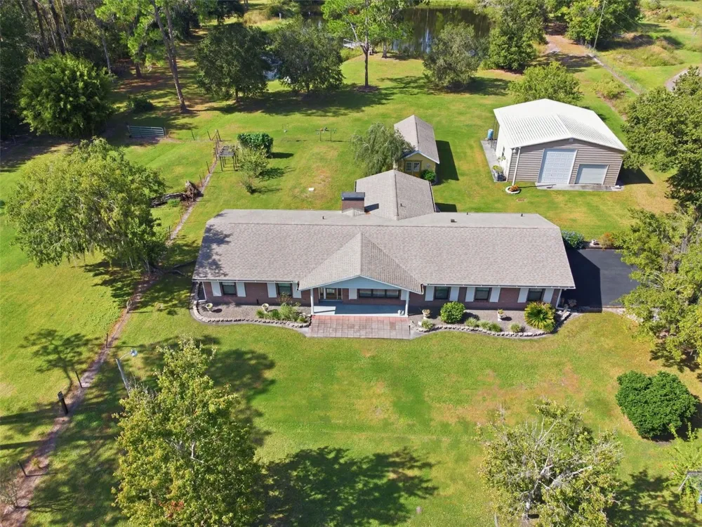 9240 MOORE ROAD Lakeland, FL 33809
