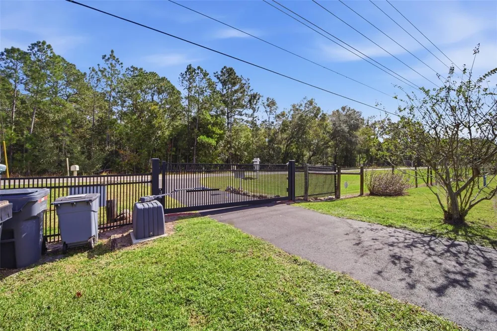 9240 MOORE ROAD Lakeland, FL 33809