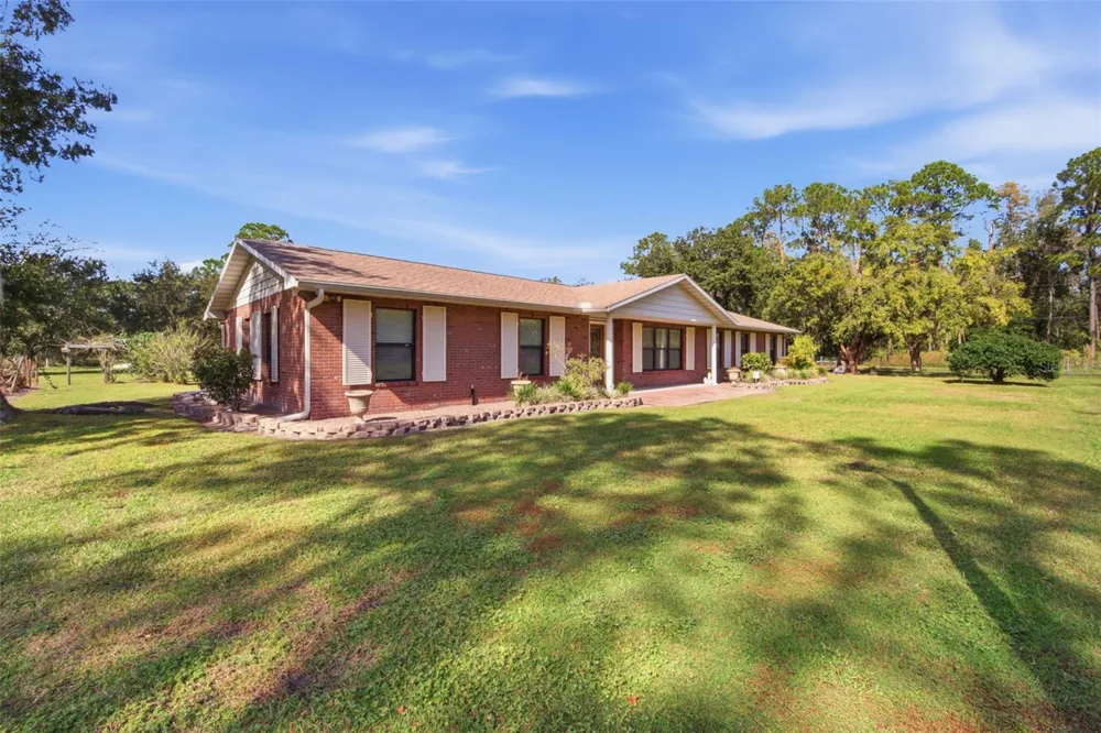 9240 MOORE ROAD Lakeland, FL 33809