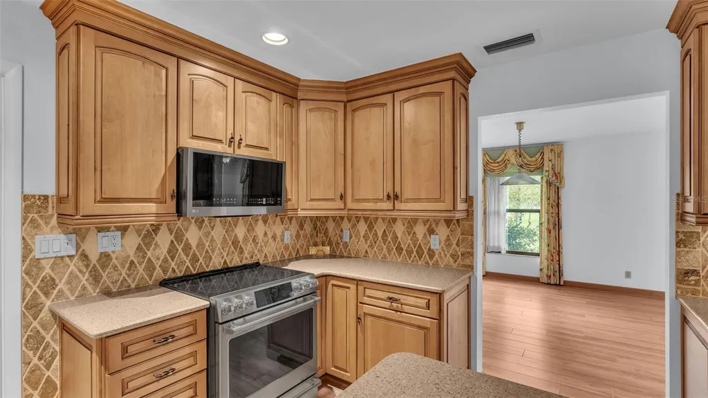9240 MOORE ROAD Lakeland, FL 33809