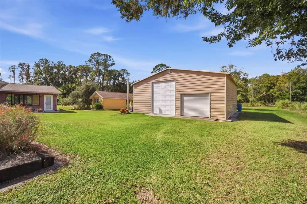 9240 MOORE ROAD Lakeland, FL 33809