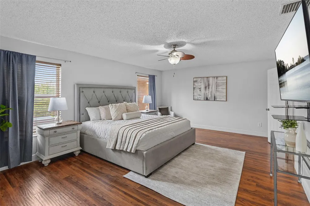 1424 AGUACATE COURT Orlando, FL 32837