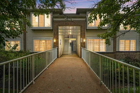 9940 Regatta Drive #302