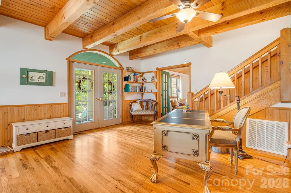 200 Black Hawk Trail Waynesville, NC 28785