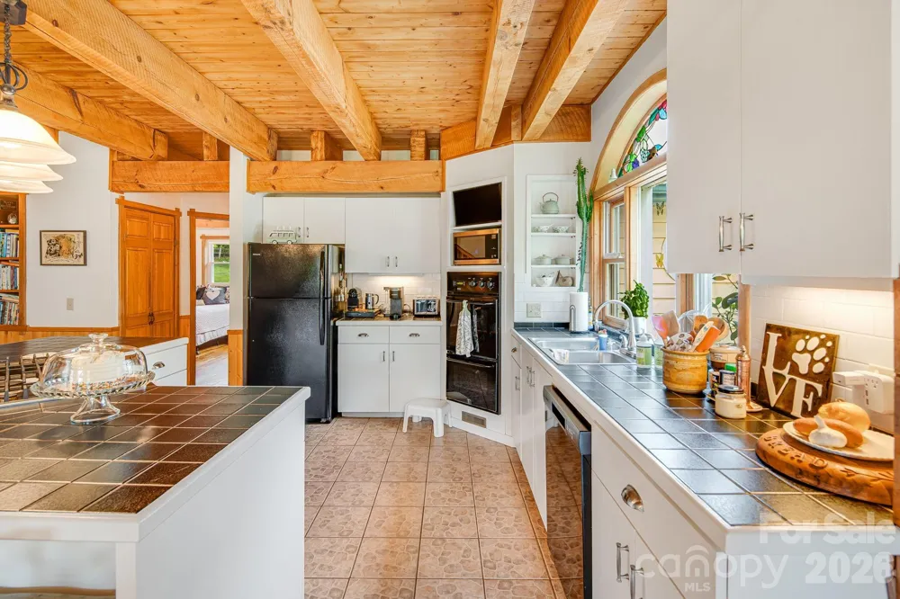 200 Black Hawk Trail Waynesville, NC 28785