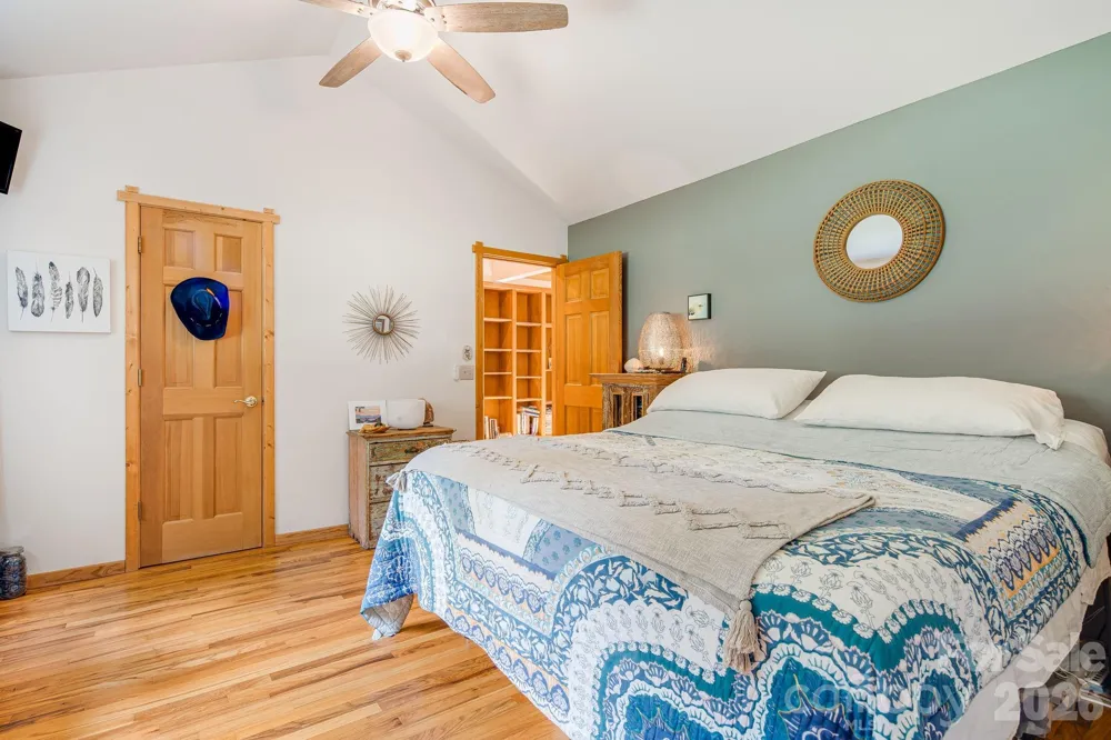 200 Black Hawk Trail Waynesville, NC 28785