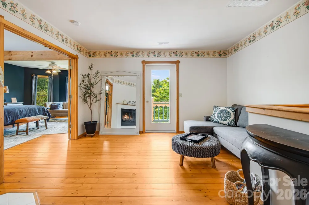 200 Black Hawk Trail Waynesville, NC 28785