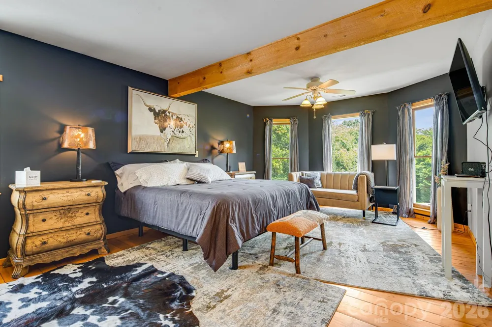 200 Black Hawk Trail Waynesville, NC 28785