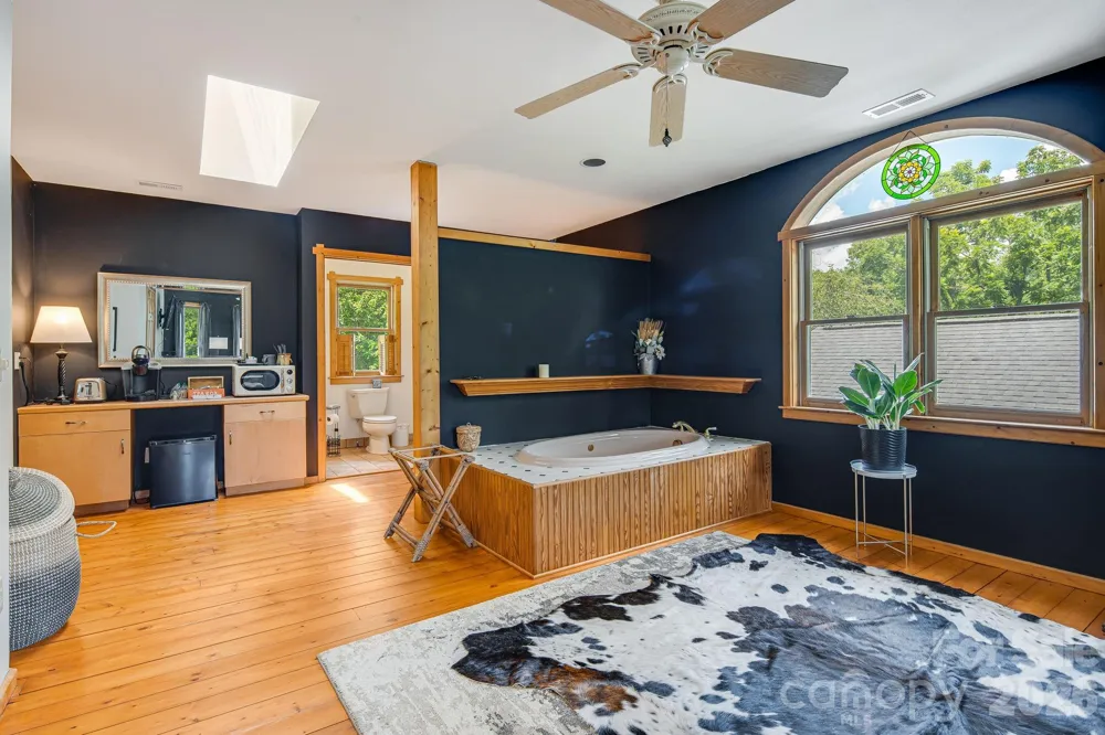 200 Black Hawk Trail Waynesville, NC 28785