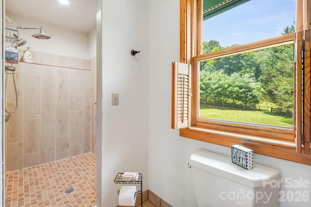 200 Black Hawk Trail Waynesville, NC 28785